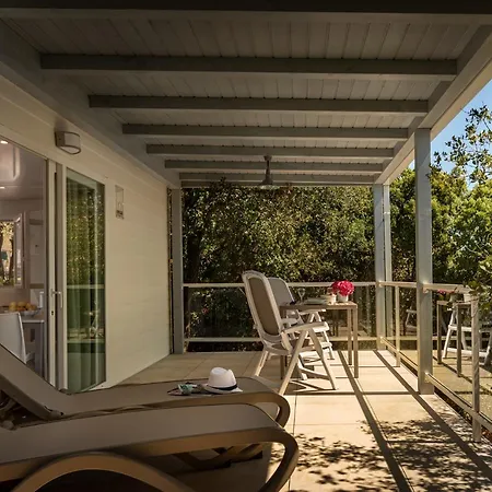 Prázdninový areál Maistra Koversada Uncovered Naturist Mobile Homes