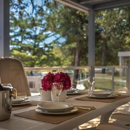 Prázdninový areál Maistra Koversada Uncovered Naturist Mobile Homes 4*