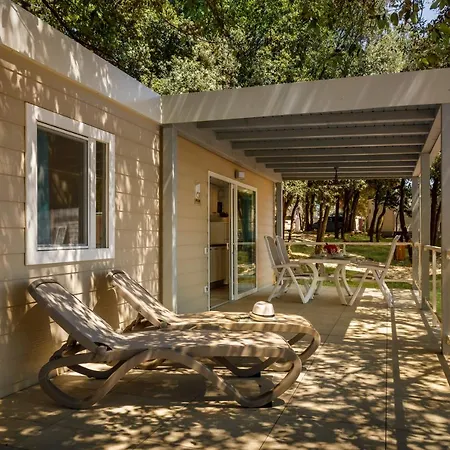 Ferienpark Maistra Koversada Uncovered Naturist Mobile Homes