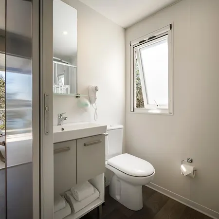 Maistra Koversada Uncovered Naturist Mobile Homes פארק נופש